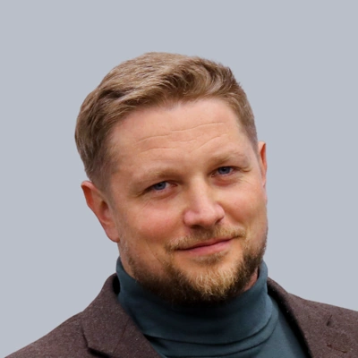 Олег директор МеталлСан